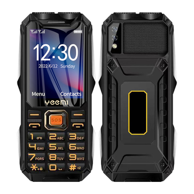 Goede prijs. YEEMI Q8 2G Mobiele telefoon 2.4 inch Dual SIM-kaarten 3000mAh MP3 FM zaklamp Luidspreker online