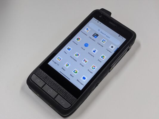 Ein guter Preis. Walkie Talkie Festnetztelefon mit Android 15-Betriebssystem, 4350mAh-Batterie und IP68/IP69K Online